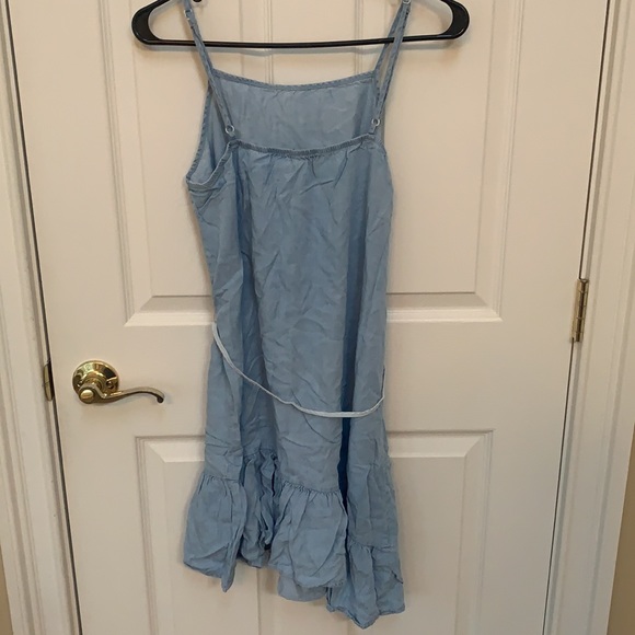 Asymmetrical chambray dress - Picture 2 of 6